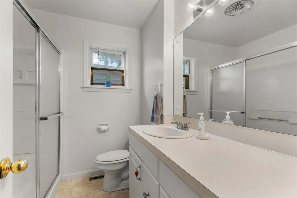 5322 S Rockford Avenue Tulsa, OK 74105