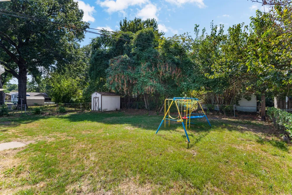5322 S Rockford Avenue Tulsa, OK 74105