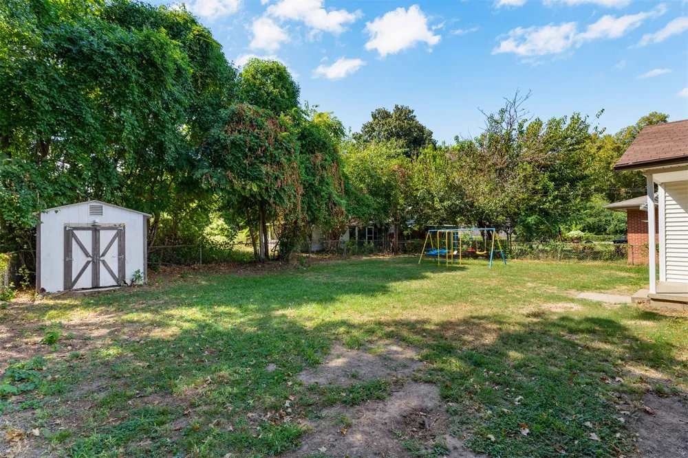 5322 S Rockford Avenue Tulsa, OK 74105