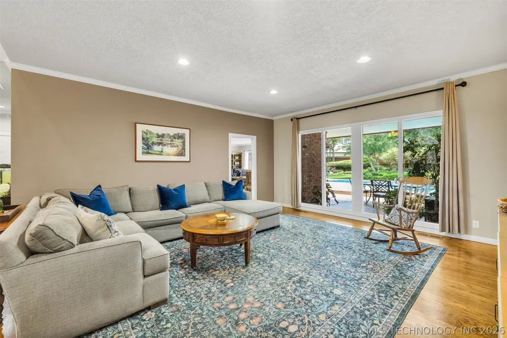 10329 S Granite Avenue Tulsa, OK 74137