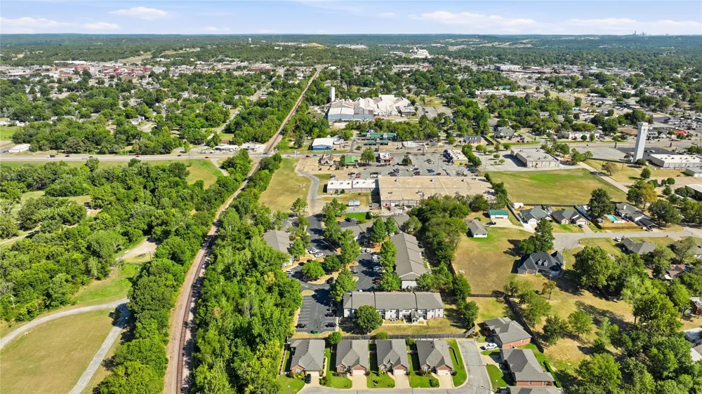 723 Woodland Avenue Sapulpa, OK 74066