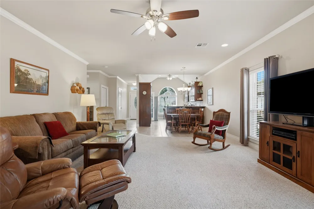 723 Woodland Avenue Sapulpa, OK 74066