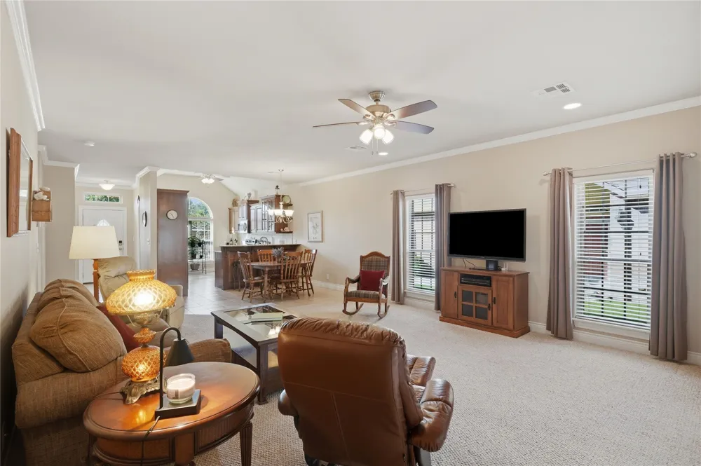 723 Woodland Avenue Sapulpa, OK 74066