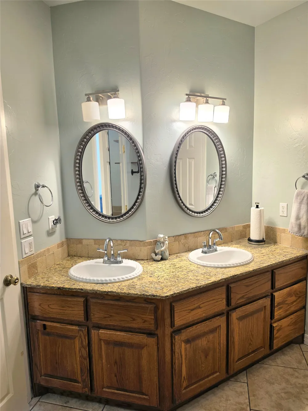 823 Cypress Drive Ada, OK 74820