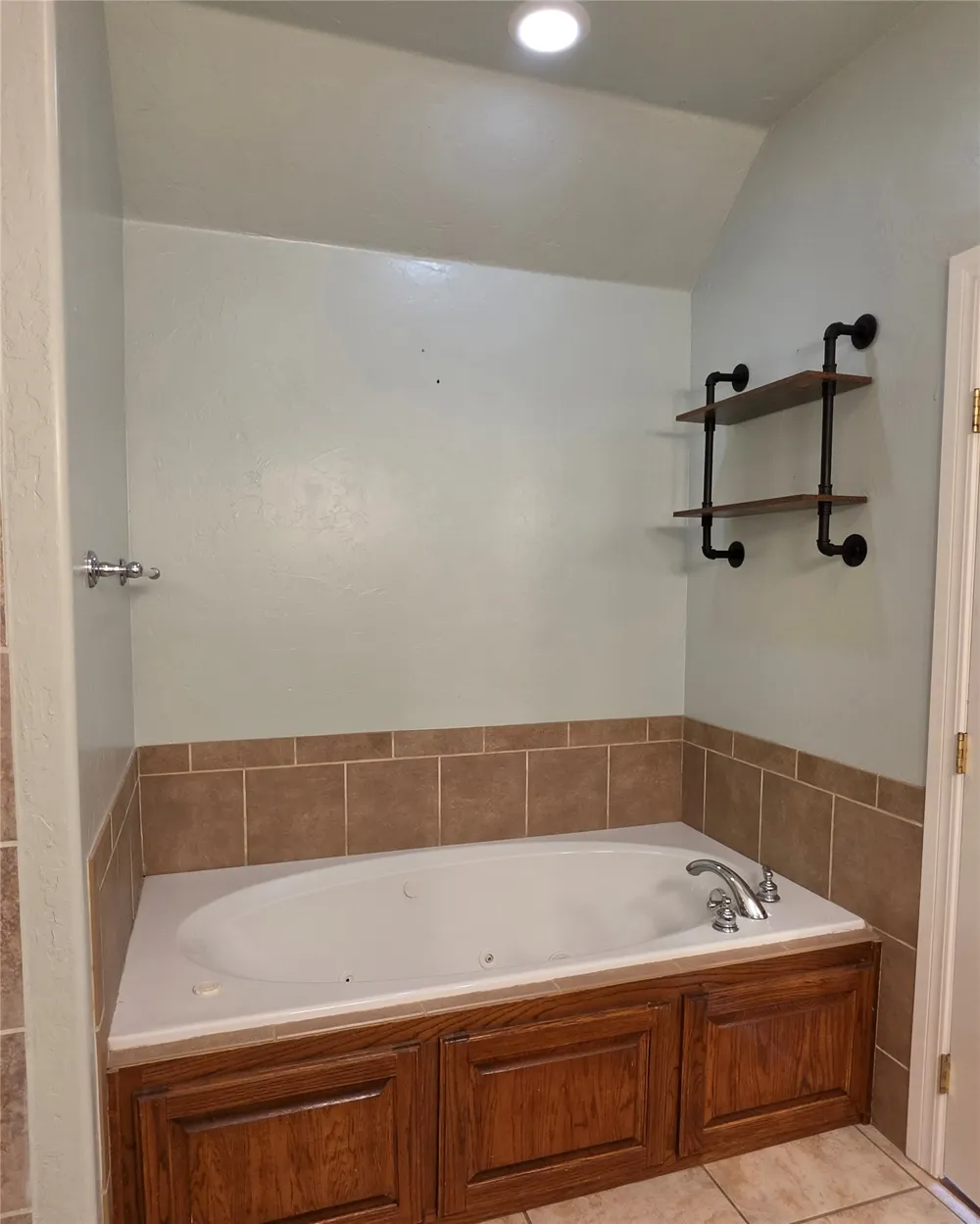 823 Cypress Drive Ada, OK 74820