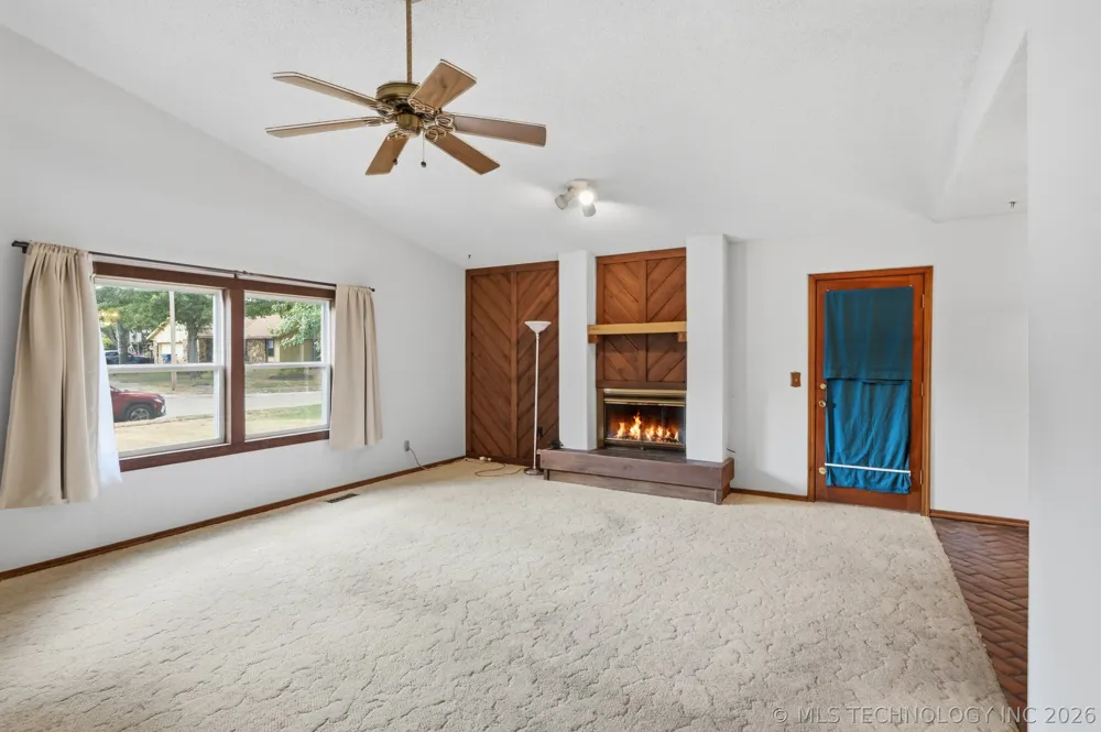 3235 S 140th East Avenue Tulsa, OK 74134