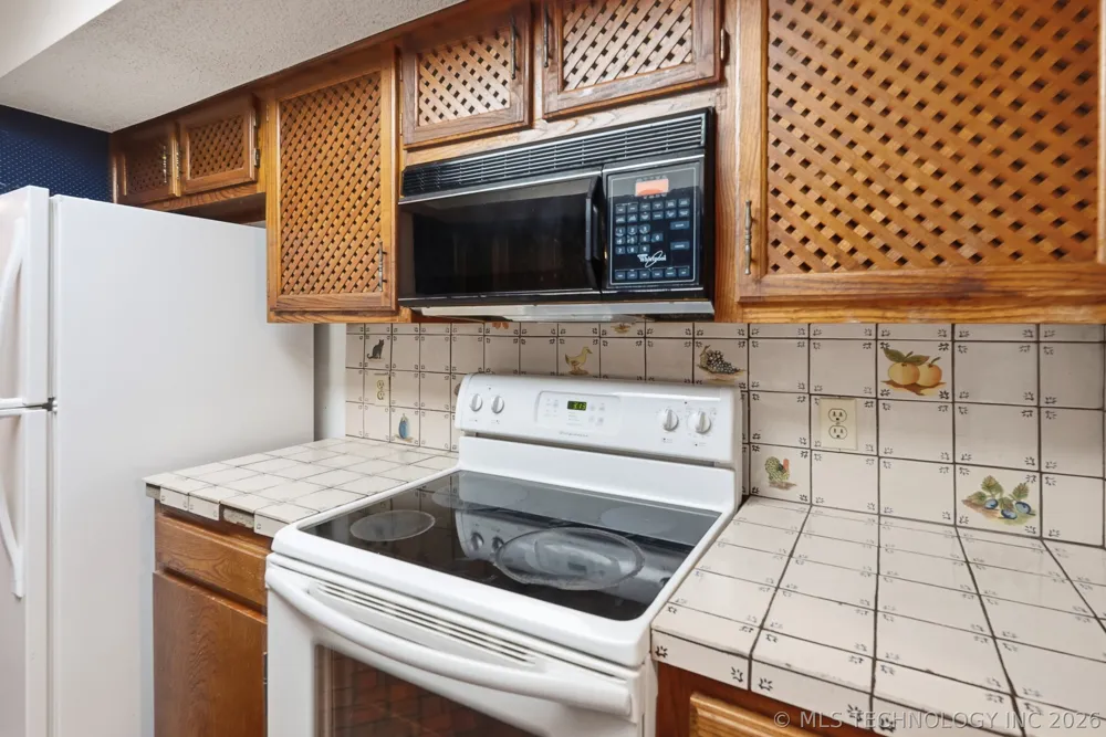 3235 S 140th East Avenue Tulsa, OK 74134