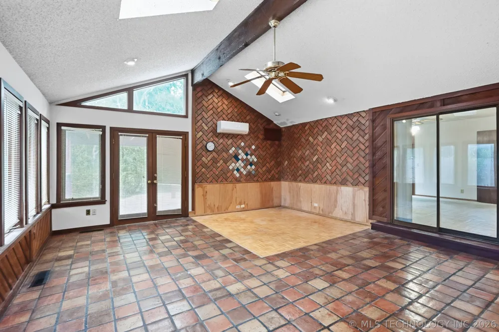 3235 S 140th East Avenue Tulsa, OK 74134