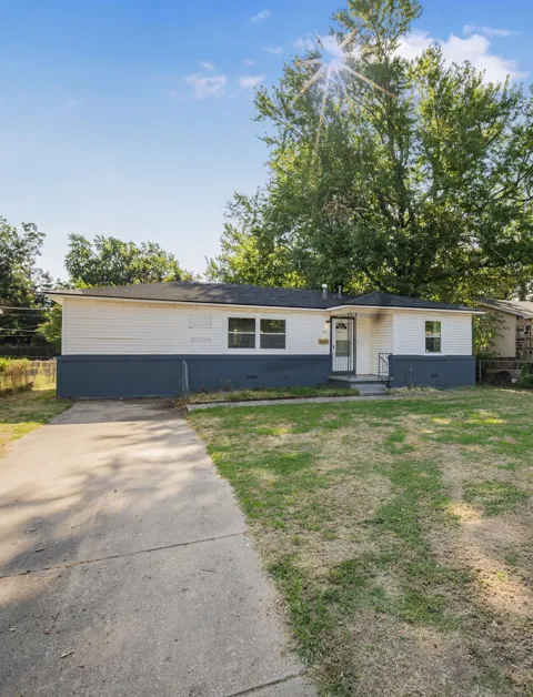 313 S 44th WestAvenue