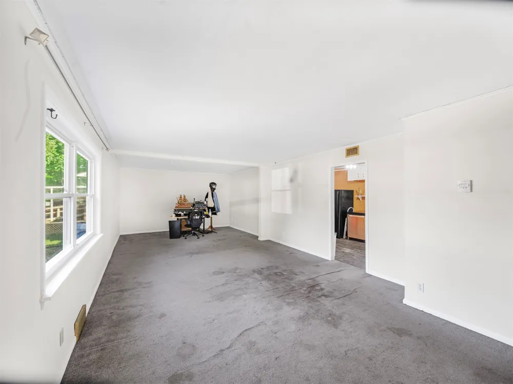313 S 44th WestAvenue Tulsa, OK 74127