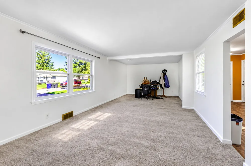 313 S 44th WestAvenue Tulsa, OK 74127