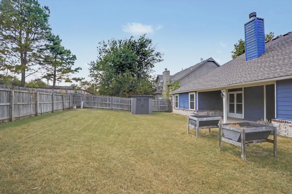 105 E Indianapolis Street E Broken Arrow, OK 74012