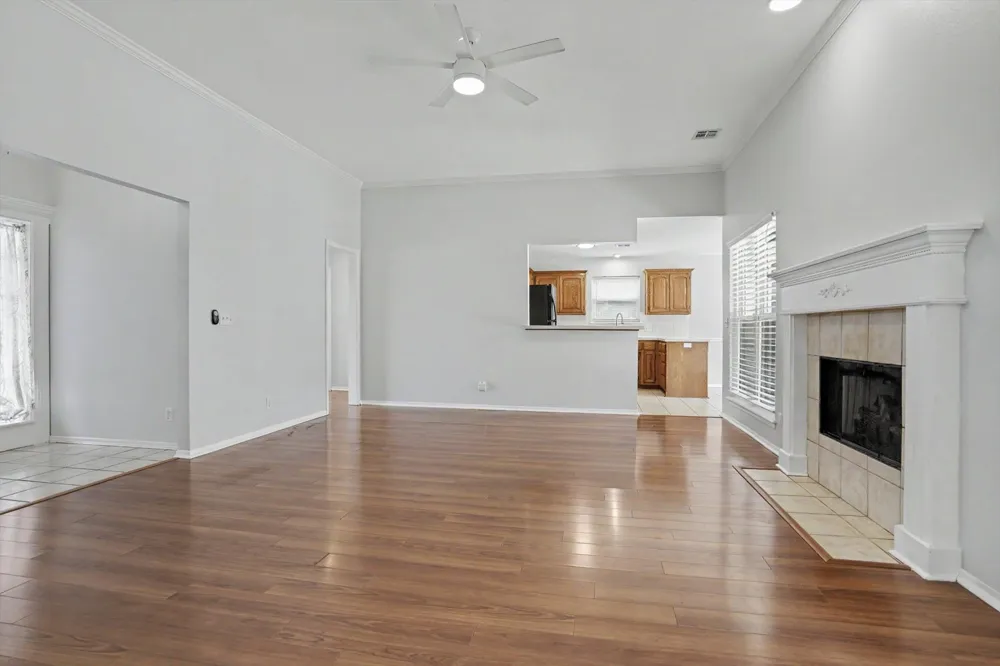 105 E Indianapolis Street E Broken Arrow, OK 74012