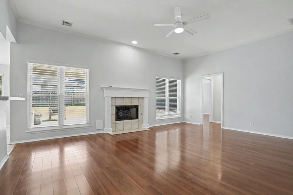 105 E Indianapolis Street E Broken Arrow, OK 74012