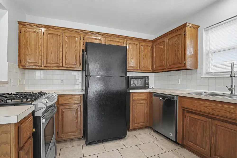 105 E Indianapolis Street E Broken Arrow, OK 74012