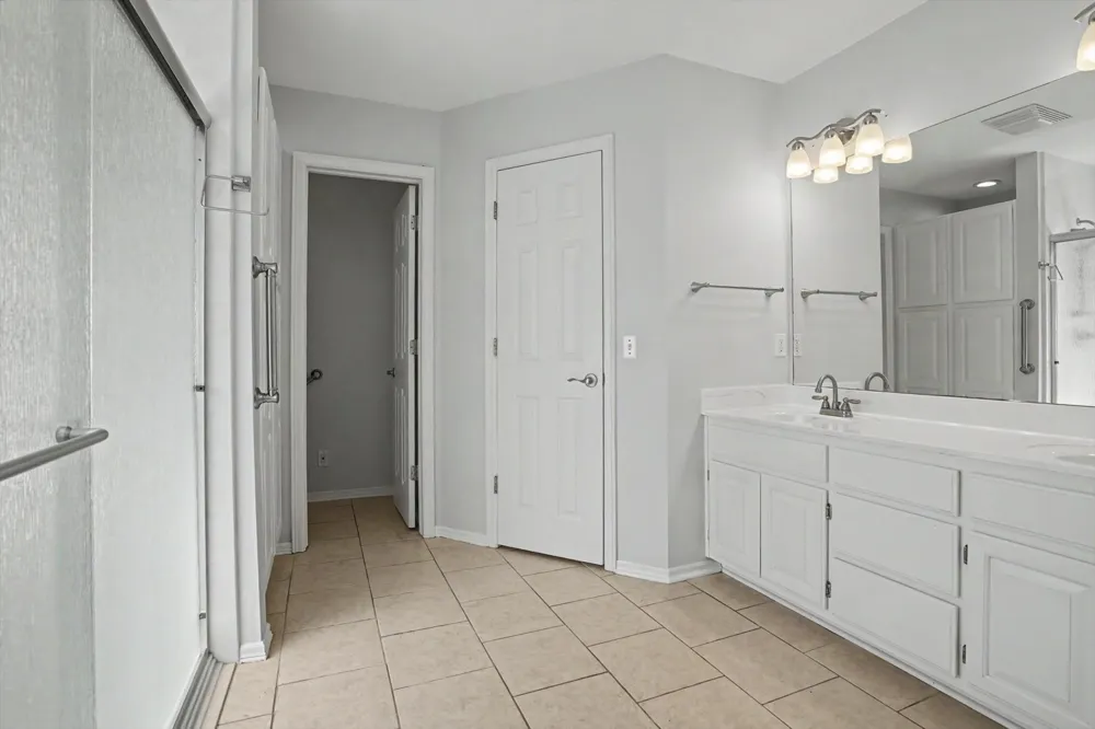 105 E Indianapolis Street E Broken Arrow, OK 74012