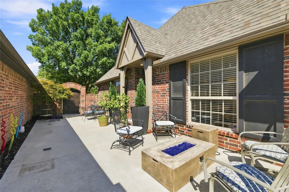9709 E 90th Court Owasso, OK 74055