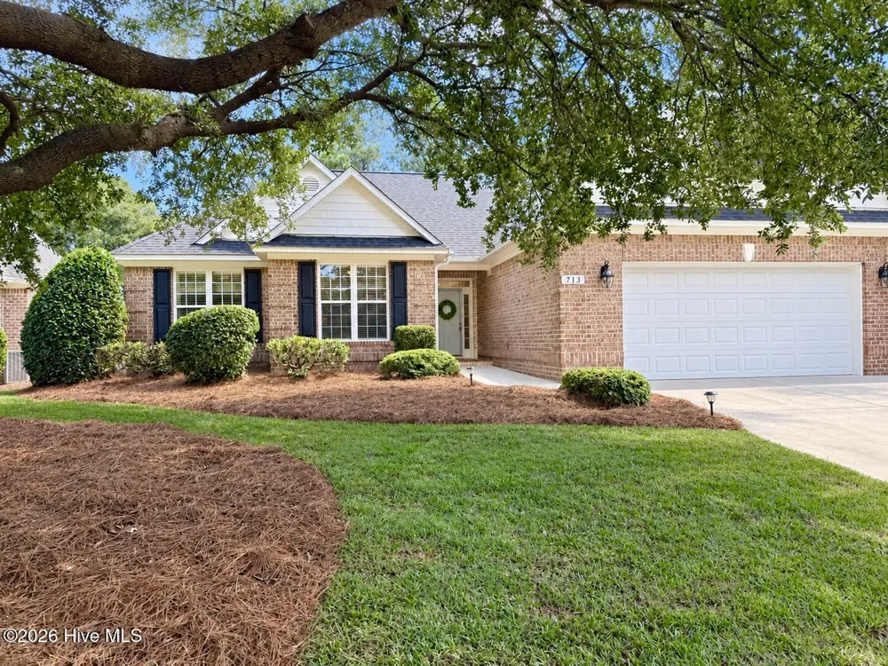 713 Zekes Wilmington, NC 28411