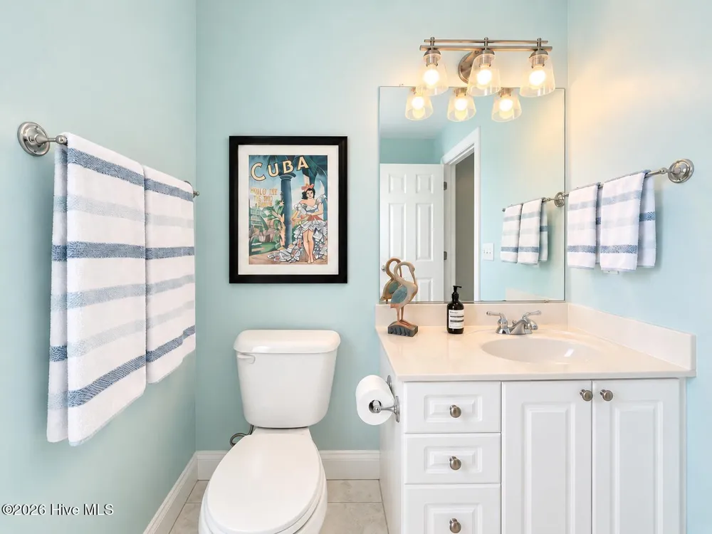 713 Zekes Wilmington, NC 28411