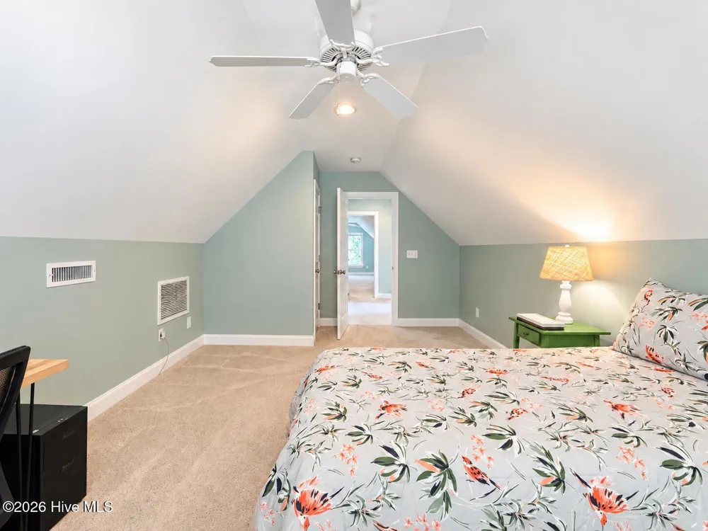 713 Zekes Wilmington, NC 28411