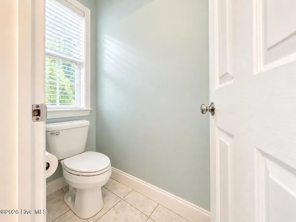 713 Zekes Wilmington, NC 28411