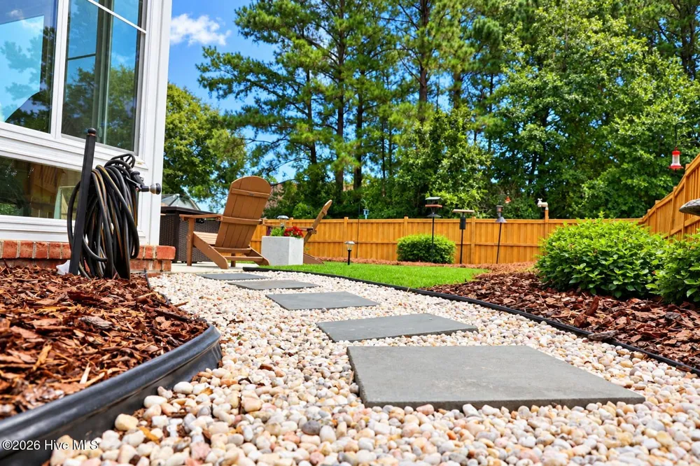 713 Zekes Wilmington, NC 28411