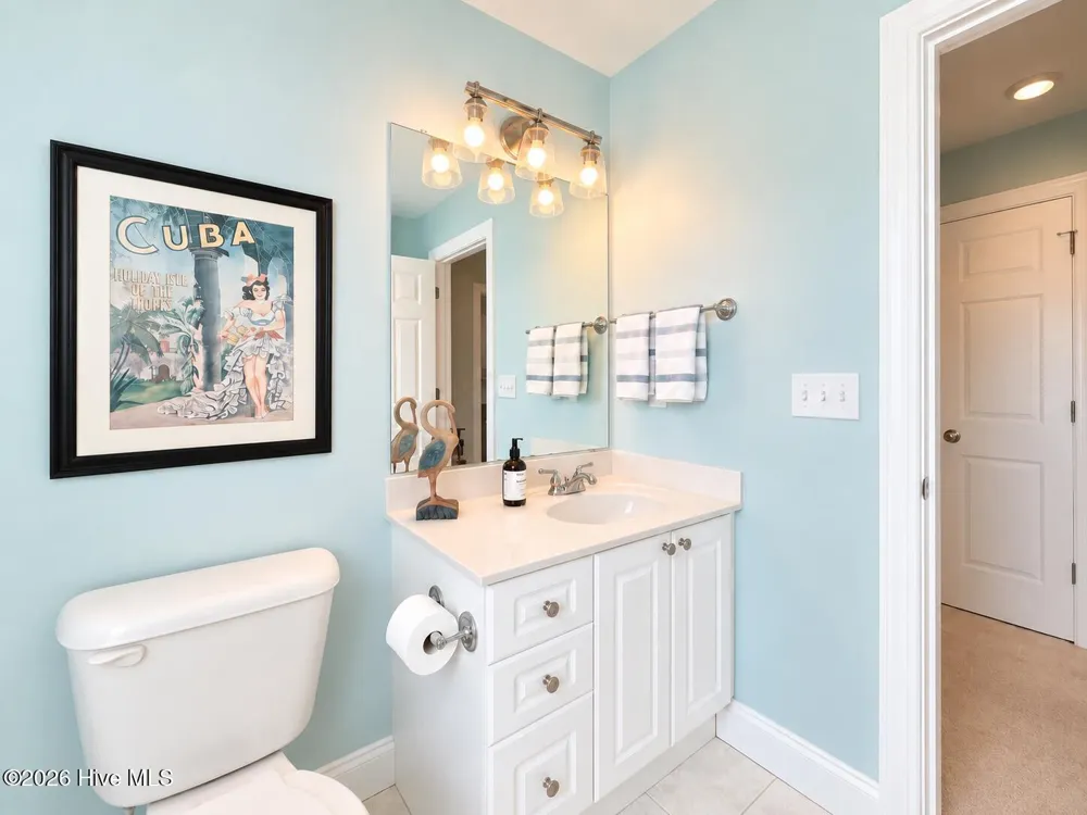 713 Zekes Wilmington, NC 28411