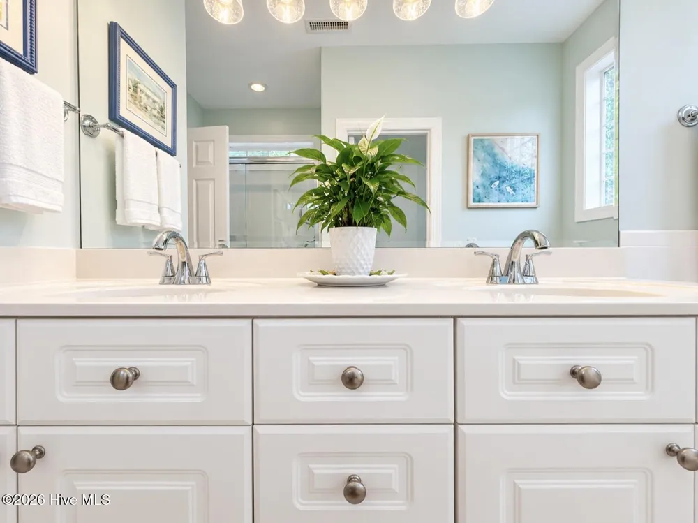 713 Zekes Wilmington, NC 28411