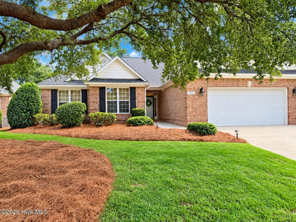 713 Zekes Wilmington, NC 28411