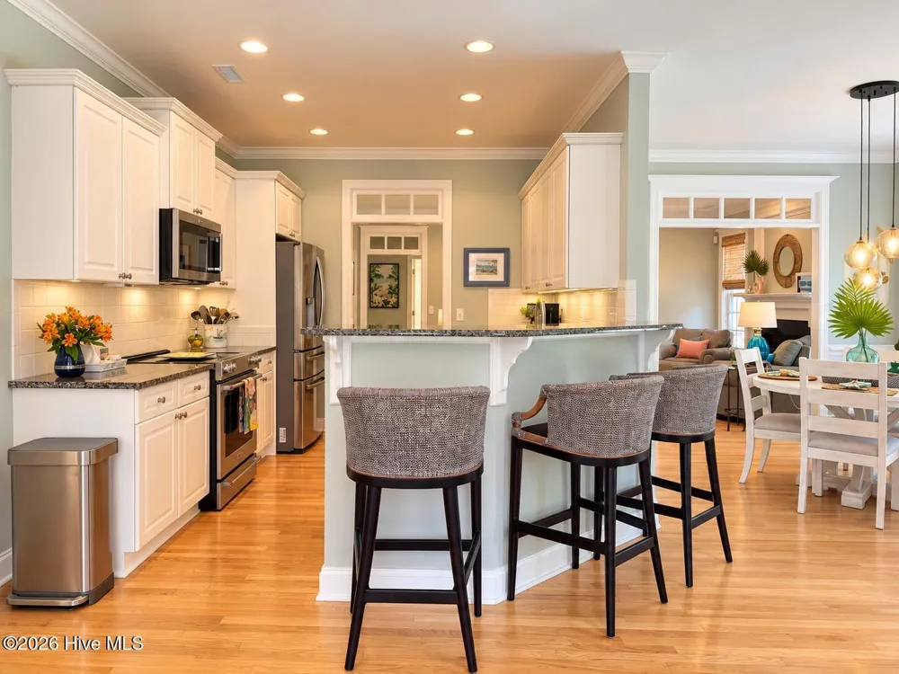713 Zekes Wilmington, NC 28411