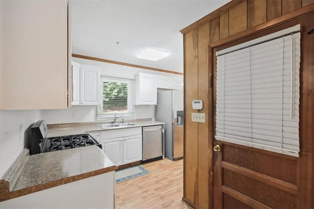 2781 Fernvalley Road Marietta, GA 30066