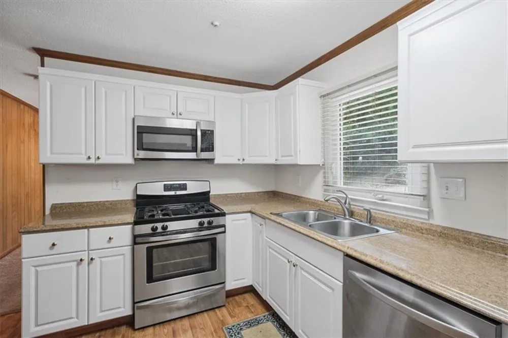 2781 Fernvalley Road Marietta, GA 30066