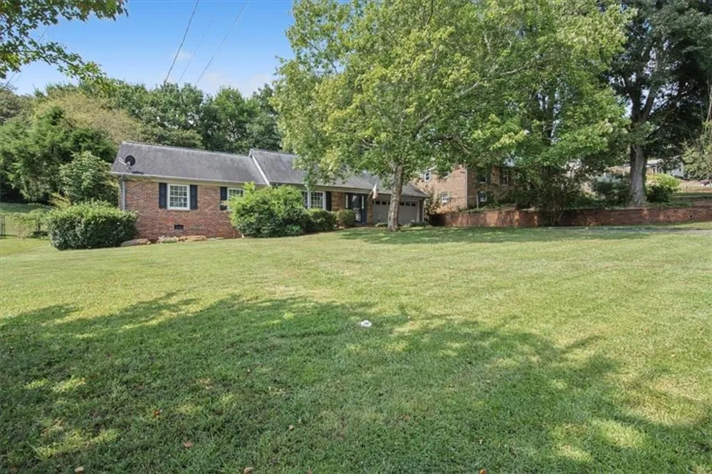 2781 Fernvalley Road Marietta, GA 30066
