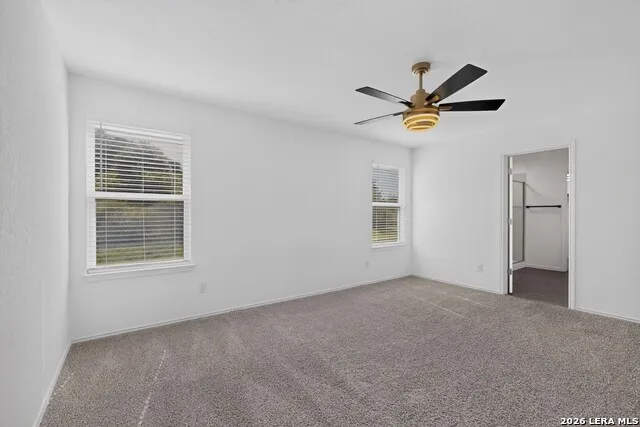 5306 LISA PT St Hedwig, TX 78152