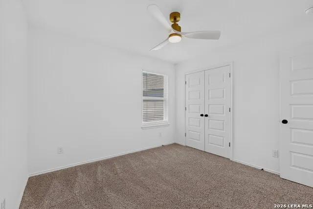 5306 LISA PT St Hedwig, TX 78152