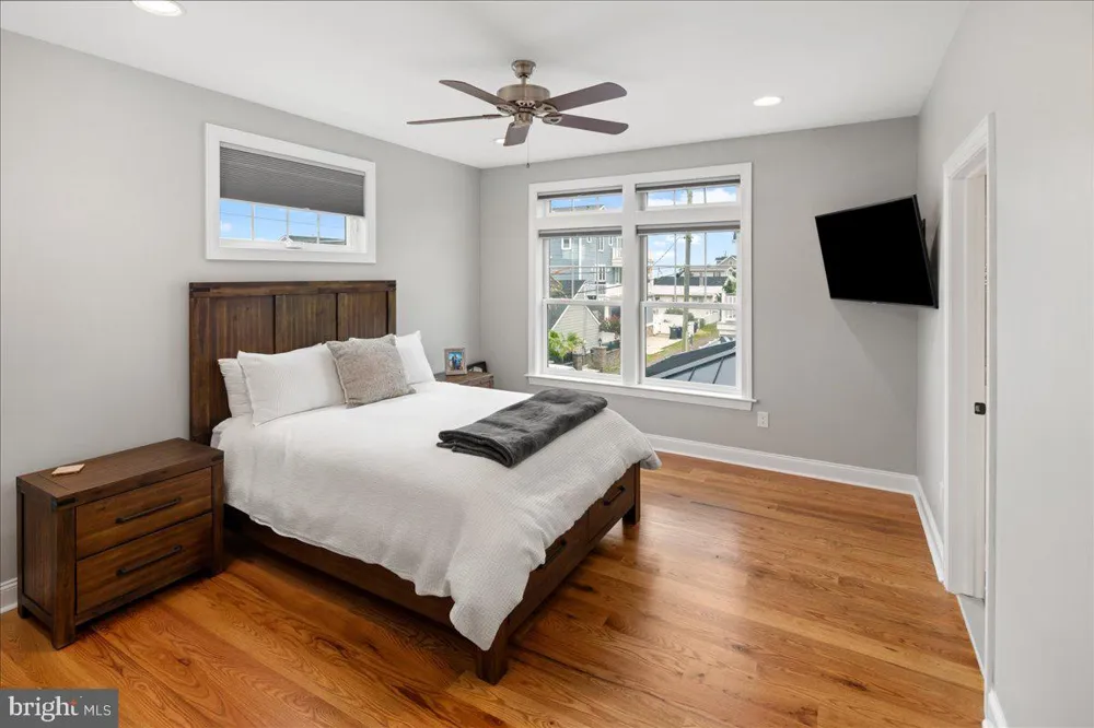 313 29TH STREET S Brigantine, NJ 08203