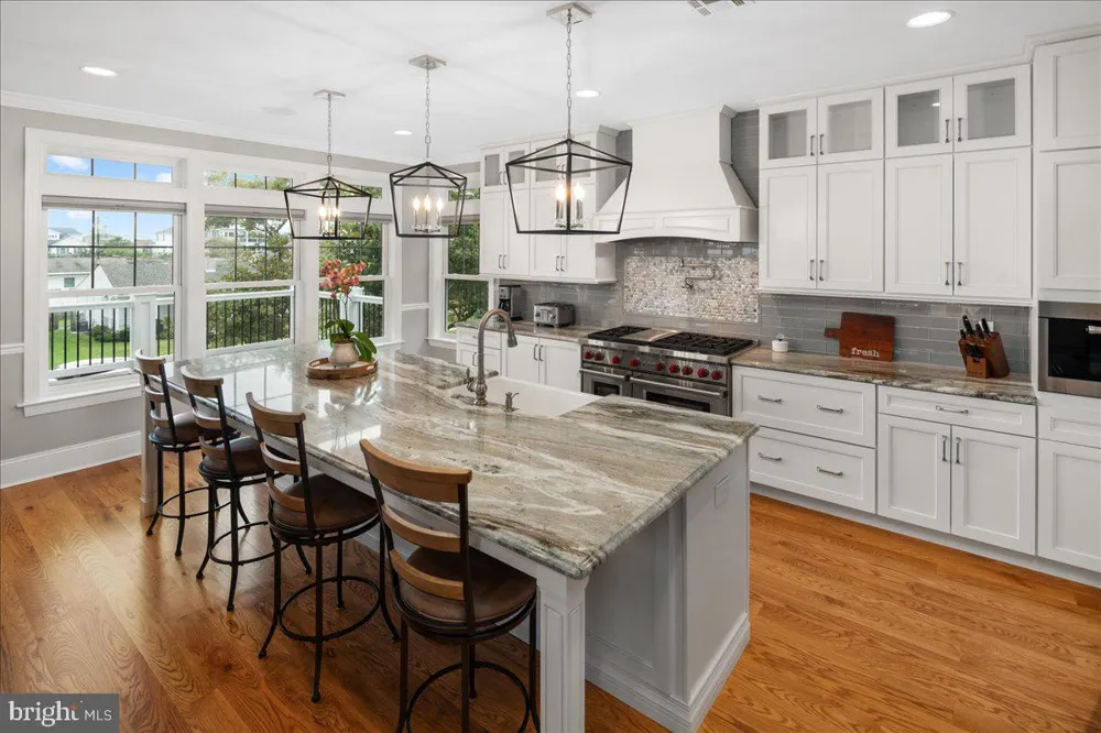 313 29TH STREET S Brigantine, NJ 08203