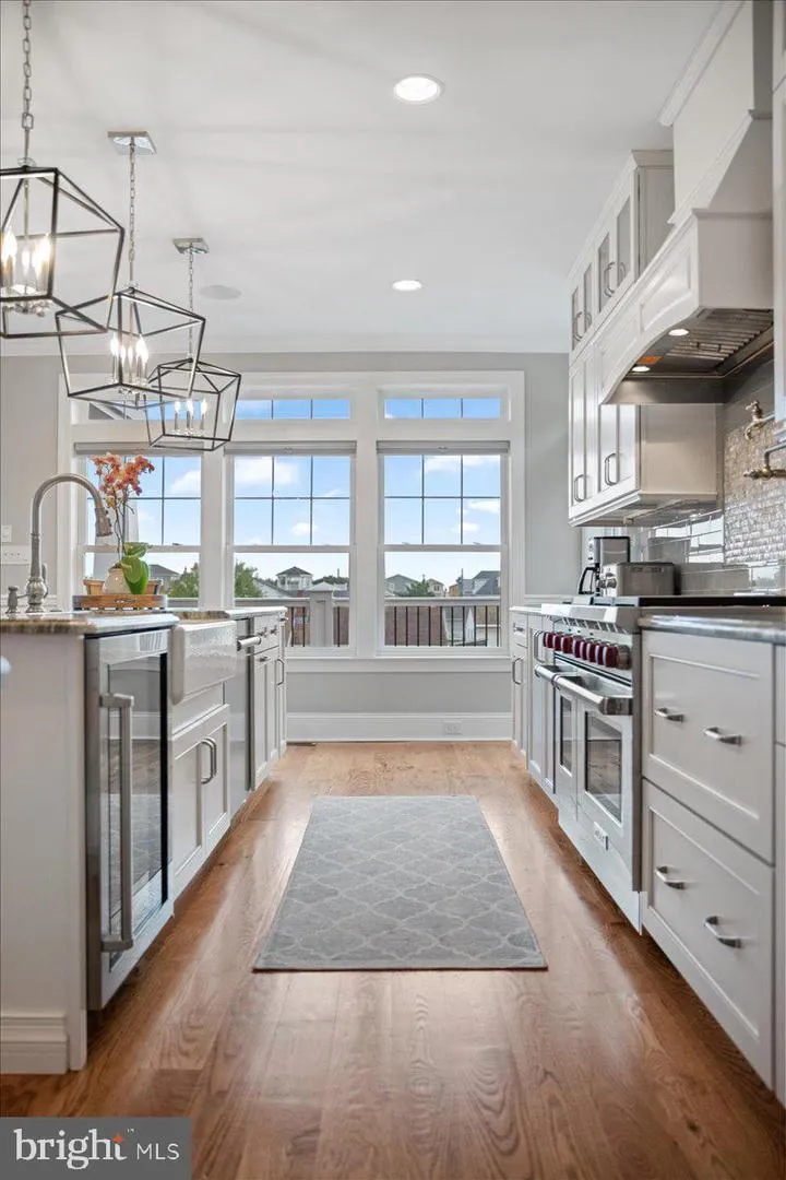 313 29TH STREET S Brigantine, NJ 08203
