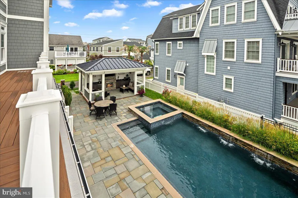 313 29TH STREET S Brigantine, NJ 08203