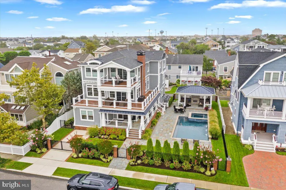 313 29TH STREET S Brigantine, NJ 08203