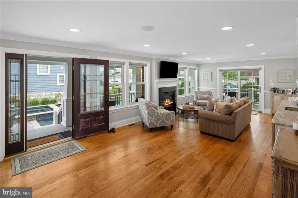 313 29TH STREET S Brigantine, NJ 08203