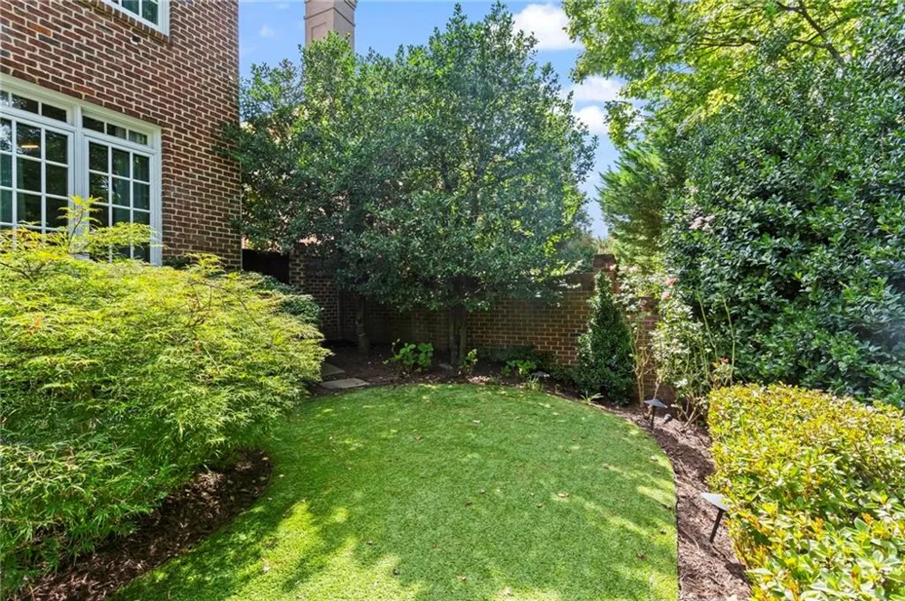 1138 Fairway Gardens NE Brookhaven, GA 30319