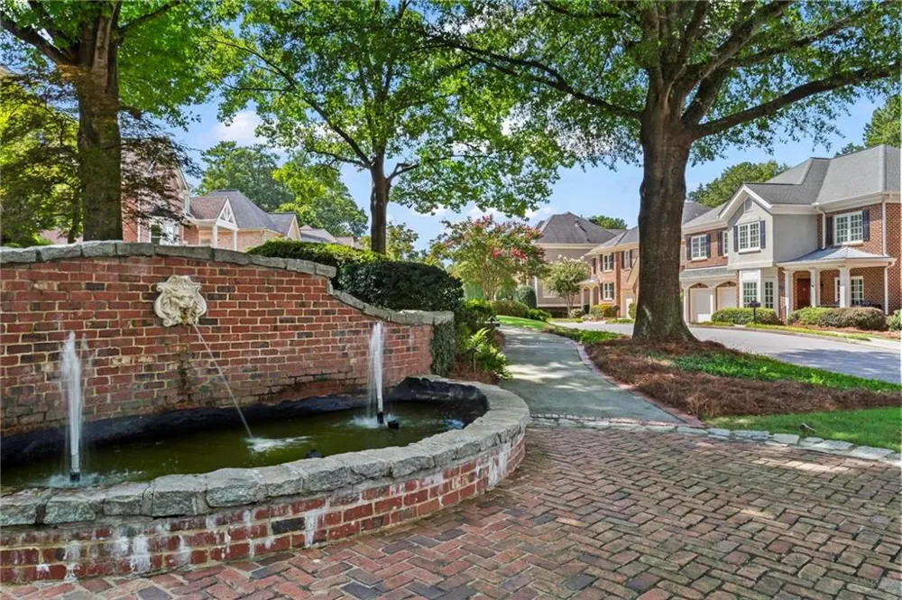 1138 Fairway Gardens NE Brookhaven, GA 30319