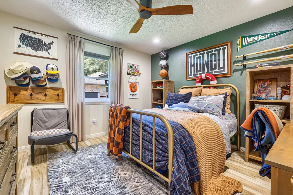 945 Queens Drive New Braunfels, TX 78130
