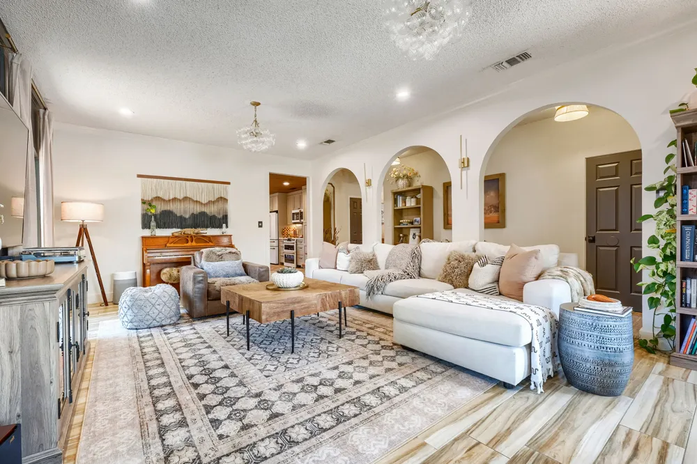 945 Queens Drive New Braunfels, TX 78130