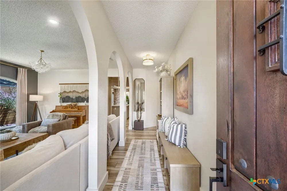 945 Queens Drive New Braunfels, TX 78130