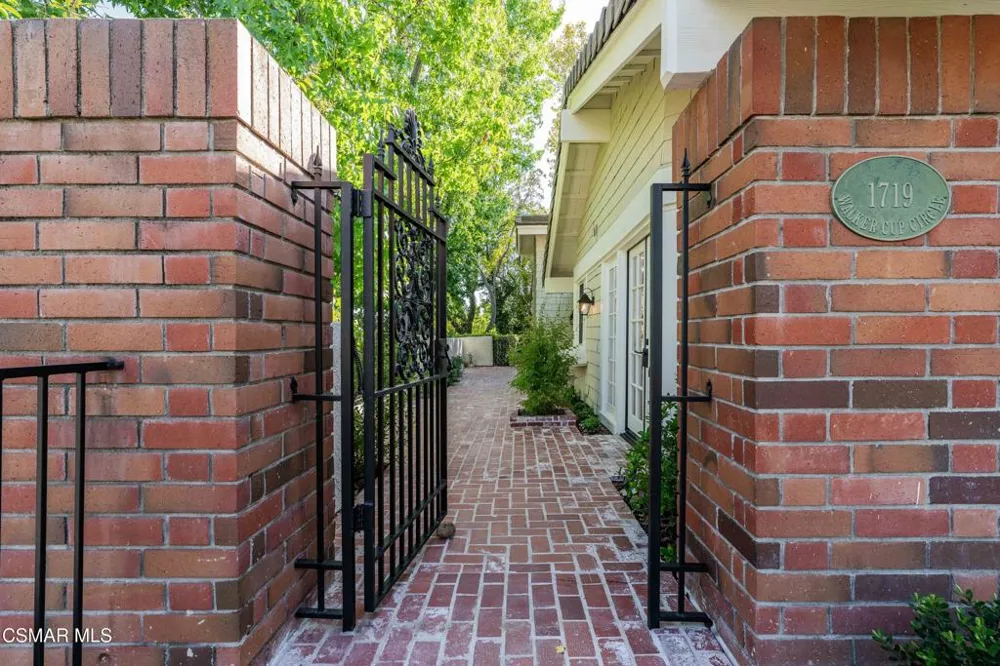 1719 Walker Cup Circle Westlake Village, CA 91362