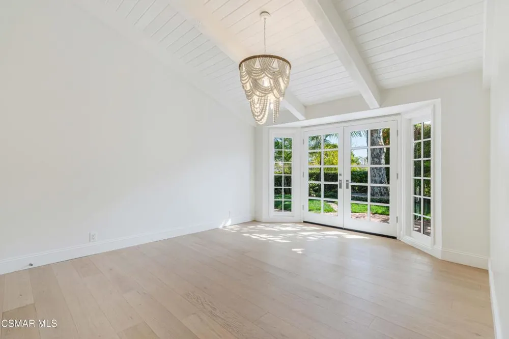 1719 Walker Cup Circle Westlake Village, CA 91362
