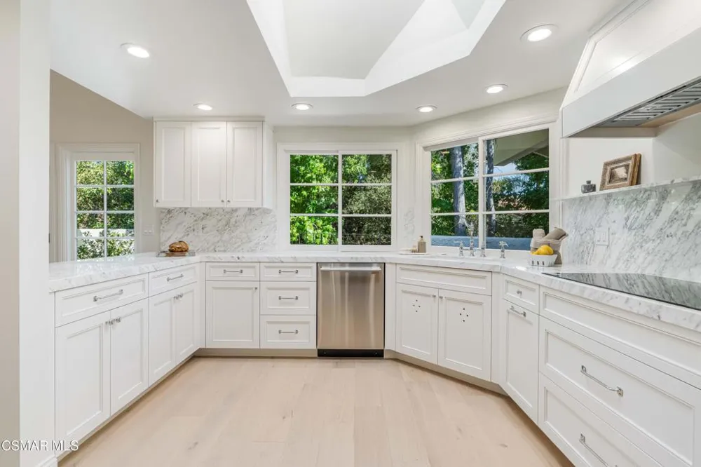 1719 Walker Cup Circle Westlake Village, CA 91362