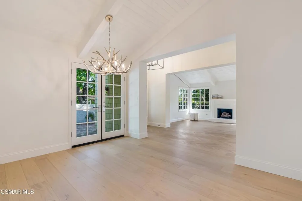 1719 Walker Cup Circle Westlake Village, CA 91362